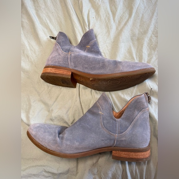 Born Womens Arula Ankle Boots Booties Block Heel Zip Up Blue Suede Size 8. - Picture 4 of 7